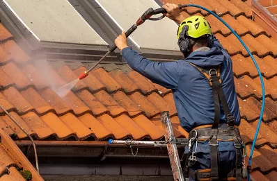 Démoussage et hydrofuge de toiture à Champvans